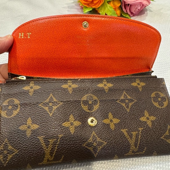 Authentic Louis Vuitton Emelie wallet - Picture 7 of 14